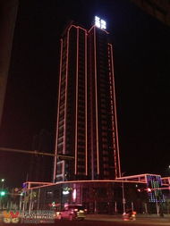 宜宾夜色 亮化工程与城市光影的对话